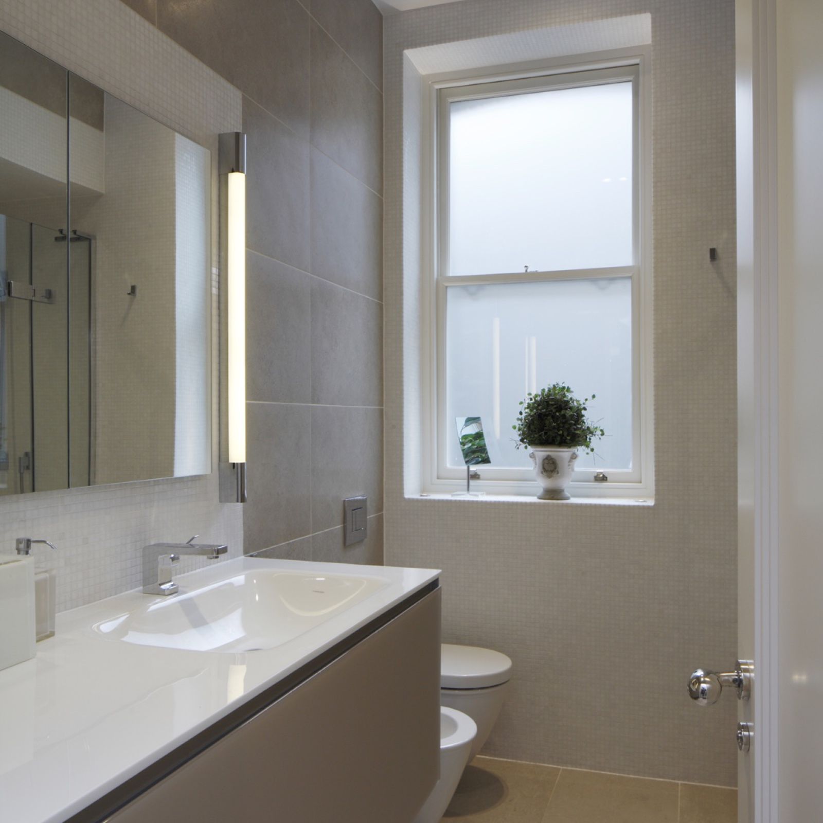 Kensington Apartment